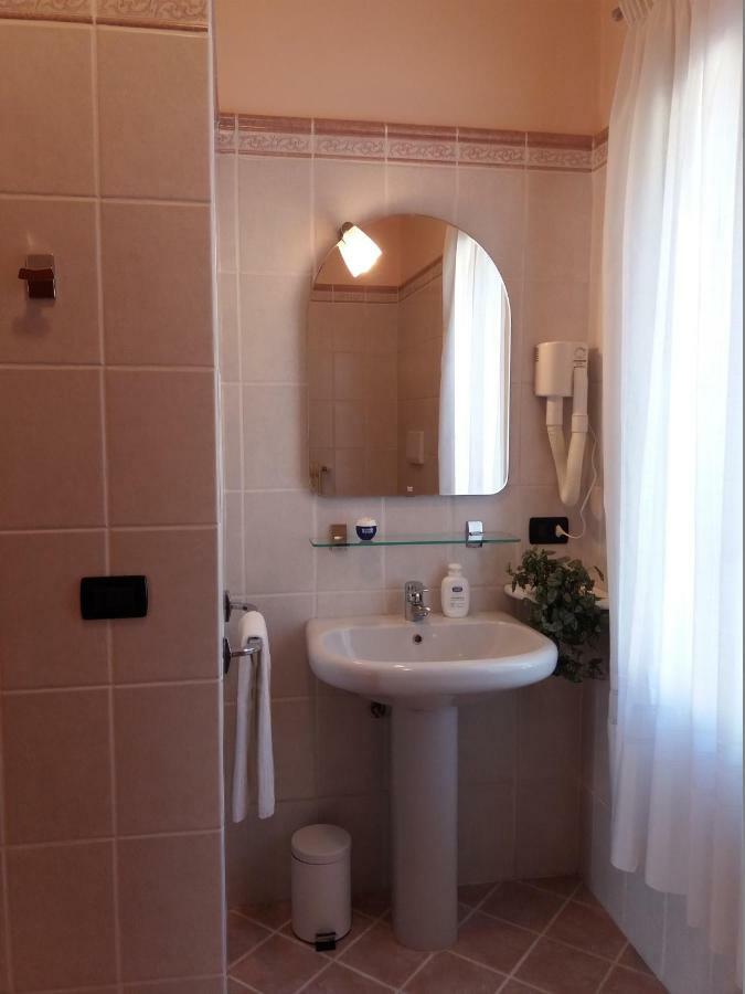 B&B La Palanca Revine Lago Bagian luar foto